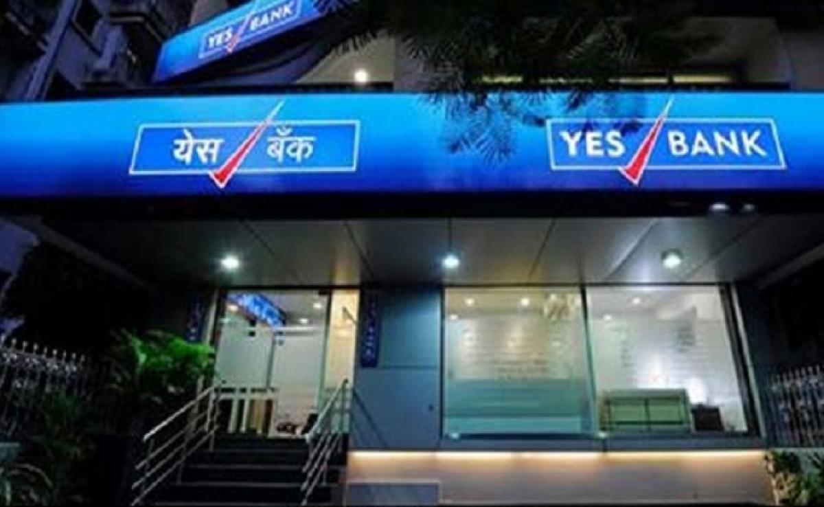 Sensex Edges Higher, Yes Bank Shares Slump Over 6%